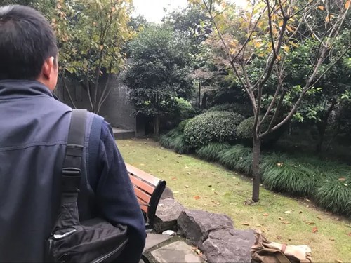 杭州老板坐牢6年成協警 獄中曾跟神偷學技能