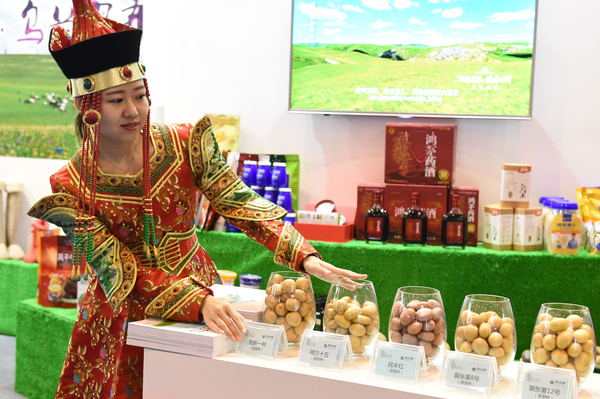 蒙古族姑娘介紹烏蘭察布特色產品