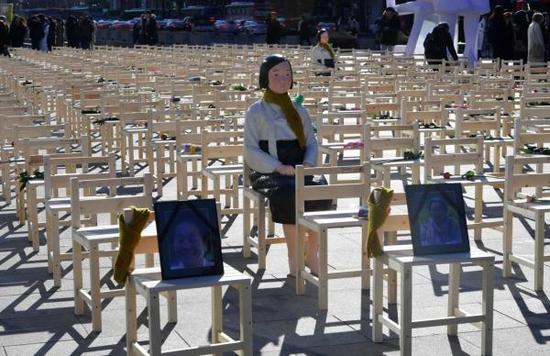 不滿文在寅批評慰安婦協(xié)議 日本考慮召回駐韓大使
