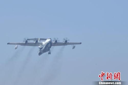 美媒稱“鯤龍”體積與波音737差不多：4小時(shí)飛越南沙