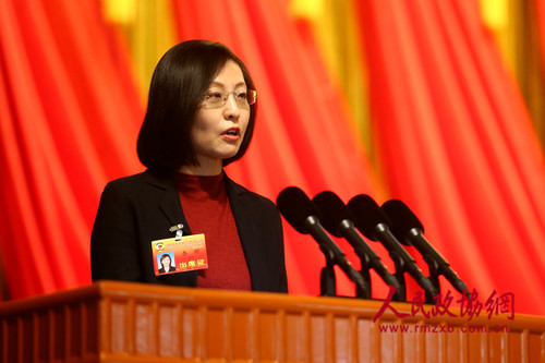 4、北京市政協(xié)十三屆一次會議舉行大會發(fā)言，王英委員代表民革北京市委發(fā)言。