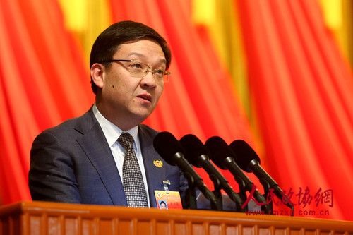 歐云崧委員代表臺盟北京市委發(fā)言。