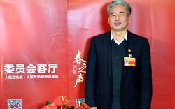 北京市政協(xié)委員曲天軍：讓“扶貧協(xié)作地區(qū)”特色產(chǎn)品“走”出來(lái)