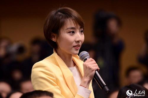 中央電視臺(tái)記者提問 人民網(wǎng)記者 郝勇 攝