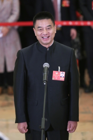 （6）全國政協委員接受采訪