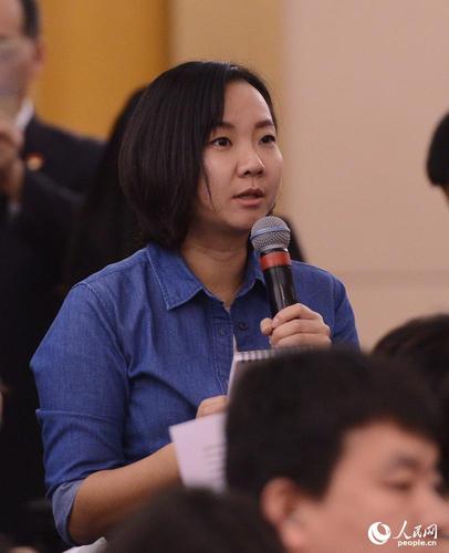 中國日報記者提問 人民網記者 張啟川 攝