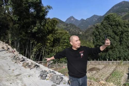 點擊進(jìn)入下一頁