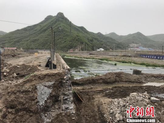 陽泉市平定縣石門口鄉亂流橋修建工程 王賀 攝