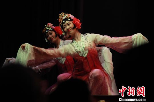 圖為演出現場。《柬中時報》提供