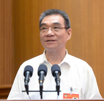 林毅夫常委：承接勞動密集型加工業(yè)轉移  實現新疆綠洲經濟地區(qū)精準脫貧