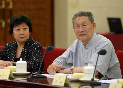 樓宇烈