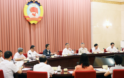 全國政協(xié)“解決中小學生課外負擔重問題”雙周協(xié)商座談會綜述