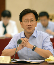 對公立學校的“管理定位”影響“減負”效果