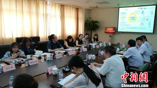 病理醫生“稀缺”上海探索“云病理”平臺助力精準診療、健康扶貧