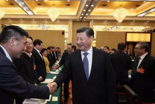 2017年3月4日下午，中共中央總書記、國家主席、中央軍委主席習近平看望參加全國政協十二屆五次會議的民進、農工黨、九三學社委員，并參加聯組會，聽取意見和建議。