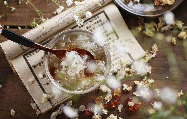 秋季飲食養生要堅持益中補氣！