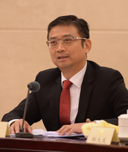讓勞模精神與工匠精神成為民營企業的雙子燈塔