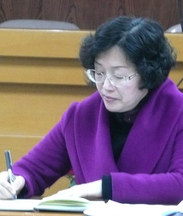 建議盡快建立完善“三醫聯動”新機制,推動醫保參與公立醫院各項改革