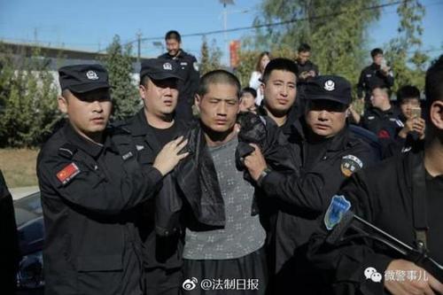 畫面曝光！遼寧2名越獄逃犯于河北遼寧交界處被抓