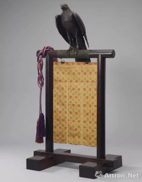 明治時(shí)代鐵自在鷹連座屏 銘 新次郎 （板尾新次郎 1842-1911）  670萬(wàn)港幣
