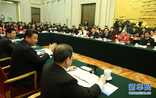 3月6日，中共中央總書記、國家主席、中央軍委主席習近平參加十二屆全國人大三次會議江西代表團的審議。 新華社記者蘭紅光攝