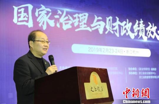 中國社會科學院政治學研究所所長房寧。　張茵 攝