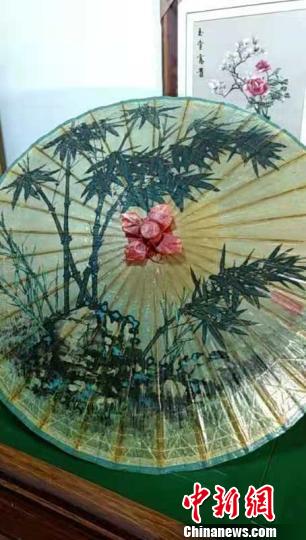 “蘇恒泰”油紙傘。受訪者供圖