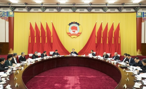 2月26日，政協第十三屆全國委員會第十六次主席會議在北京舉行。中共中央政治局常委、全國政協主席汪洋主持會議并講話。