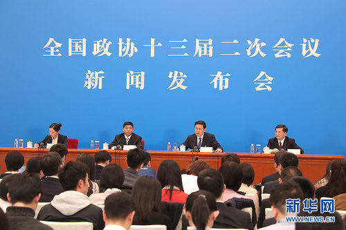 圖為新聞發布會現場。新華網 中國政府網 陳杰 攝
