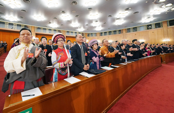 2019年3月3日下午3時，全國政協十三屆二次會議在人民大會堂開幕。   本報記者 賈寧攝6