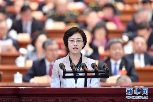 諾敏委員作大會發言。 新華社記者 殷博古 攝