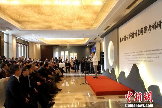 江蘇“揚州書畫三百年特展”：再現清代“大滌草堂”場景