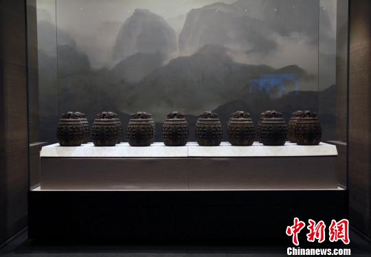 孔子博物館擁有各類館藏文物70萬(wàn)件。　王飛 攝