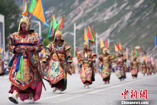 青海試點在500個行政村配備文化管理員
