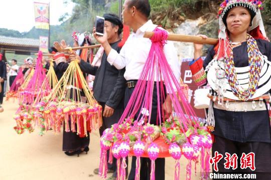 廣西巴馬舉辦布努瑤“祝著節”促非物質文化遺產保護傳承