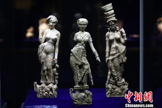 “金色阿富汗——古代文明的十字路口”展在南京博物院特展館開幕?！°蟛?攝