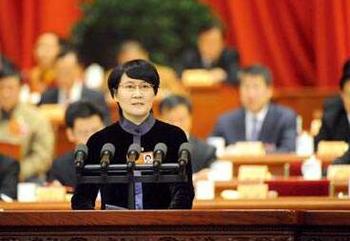 第十、十一、十二屆全國政協委員，民建中央調研部原部長蔡玲：我們現在看到了，八項規定不是一陣風