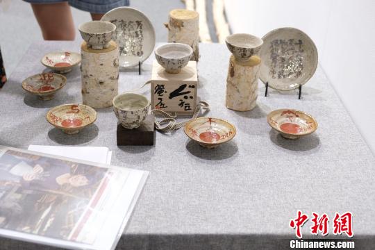 第二十三屆上海藝術(shù)博覽會。　夏俊龍 攝