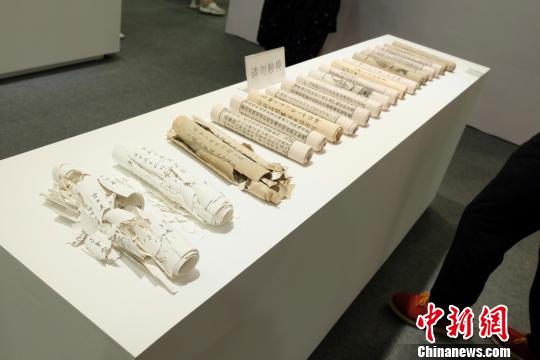 陶制經(jīng)卷。　夏俊龍 攝