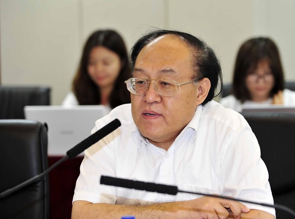 國(guó)家科技部發(fā)展戰(zhàn)略研究院原副院長(zhǎng)、清華大學(xué)交叉醫(yī)學(xué)研究院生物經(jīng)濟(jì)中心主任王宏廣