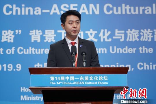 泰國文化部副部長巴拉梅·安披切發表講話。　東博社 攝
