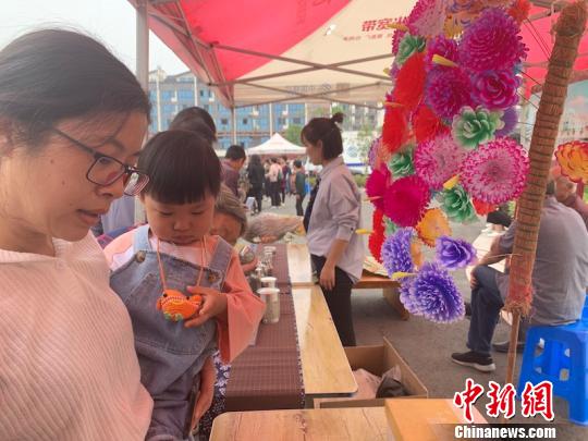永康民間傳統手工技藝——方巖紙花 奚金燕 攝