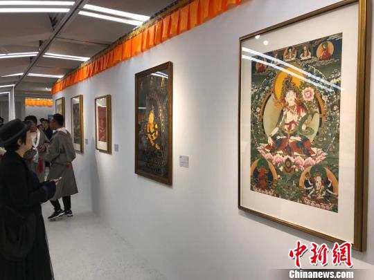 希望通過展覽助力薩迦文旅融合和產(chǎn)業(yè)發(fā)展?！⊥踝訚?攝
