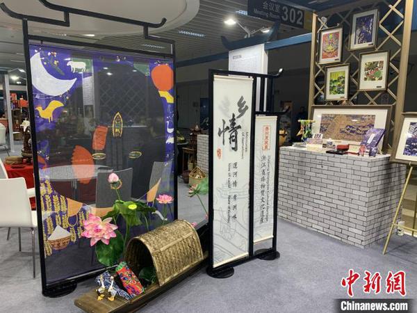 進博會上的中國農民畫：讓“中國風”吹得更勁