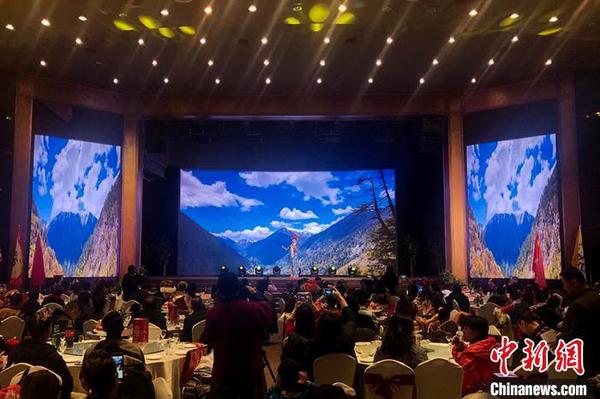 中國多地滿族人士聚長春慶祝傳統頒金節