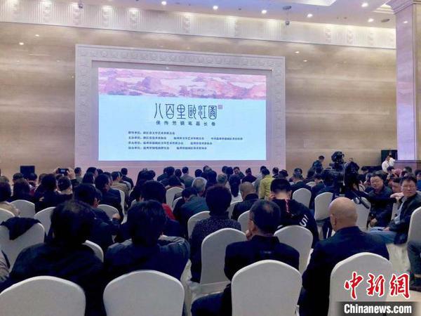 展覽開幕式現(xiàn)場。　潘沁文 攝