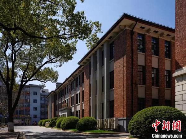 新增全國重點(diǎn)文保單位“上海交通大學(xué)早期建筑”揭牌