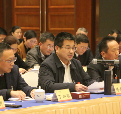 湖南省政協委員、岳陽市政協主席徐新楚：加快推進“長岳”兩地協同發展