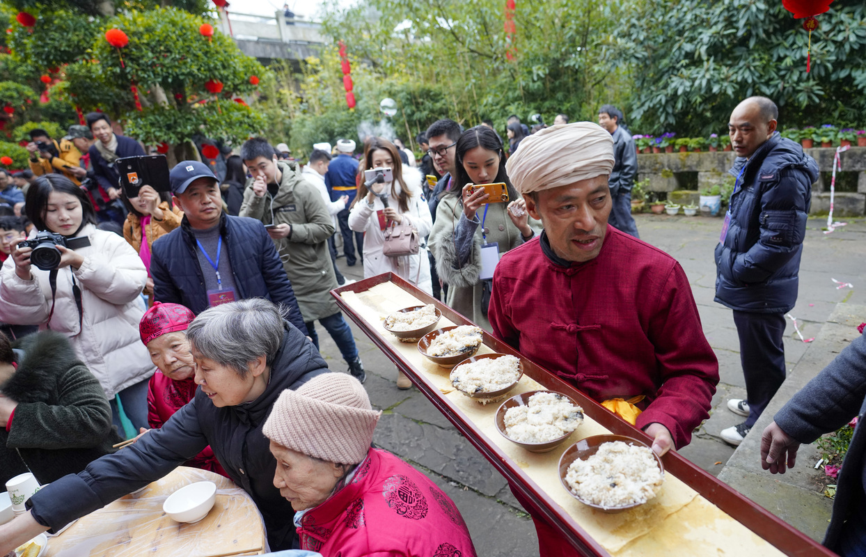 古鎮老街品年味 千米長宴憶鄉愁——重慶一座千年古鎮“新生記”