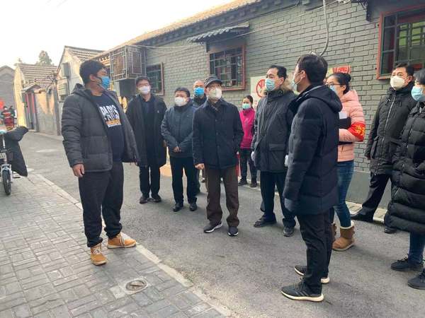 宋鐵健主席帶隊深入街道社區督導，全面落實疫情防控工作